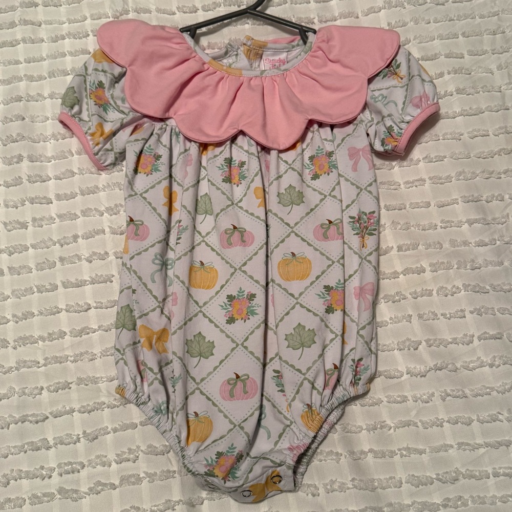 Charming Pink and White Pumpkin Print Bodysuit